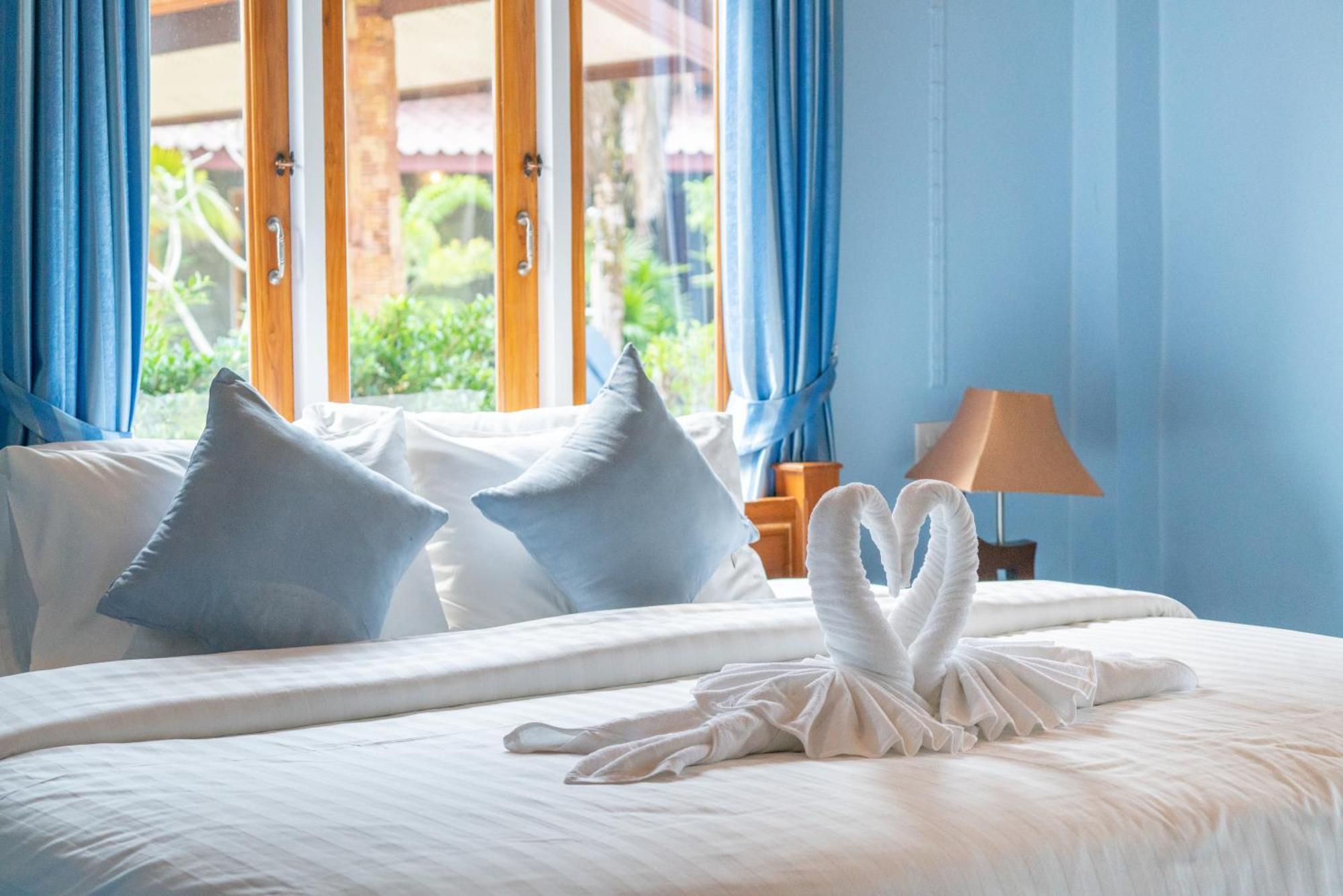 Seafar Resort Ko Kut Екстер'єр фото